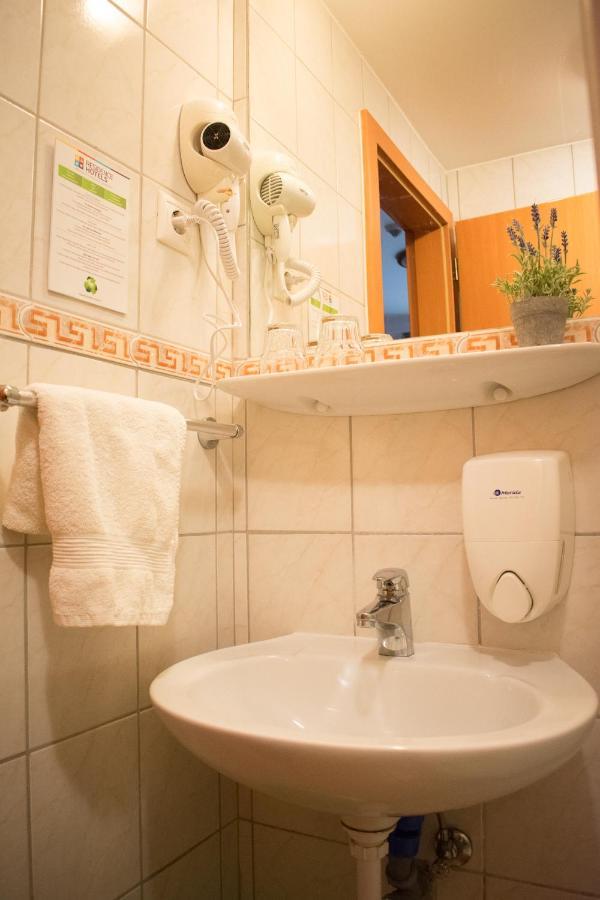 P4W Hotel Residence ソンバトヘイ エクステリア 写真